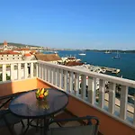 Apartament Kaja - Right Next To The