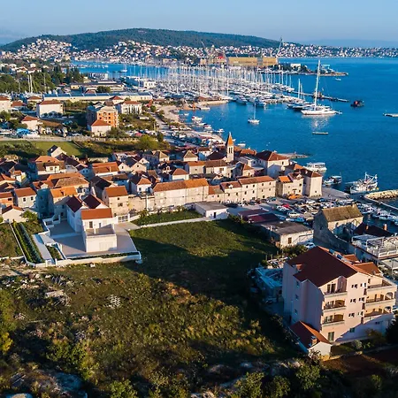 Kaja - Right Next To The