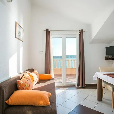 Kaja - Right Next To The