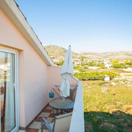 Kaja - Right Next To The * Trogir