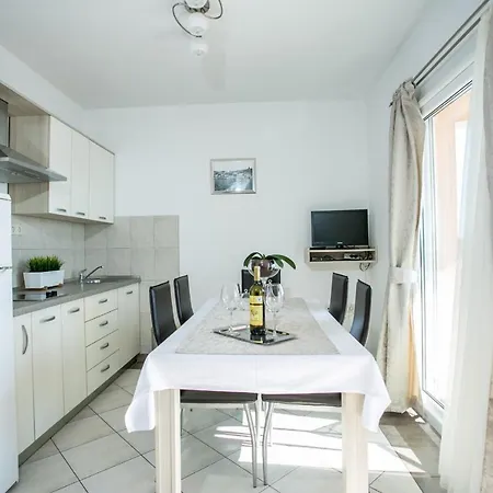 Kaja - Right Next To The * Trogir