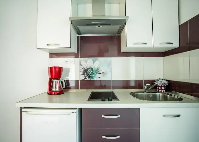 Apartman Kaja - Right Next To The *