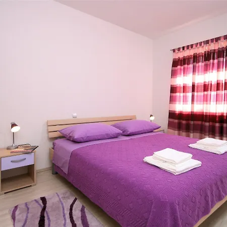 Kaja - Right Next To The * Trogir