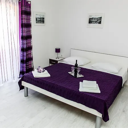 Kaja - Right Next To The