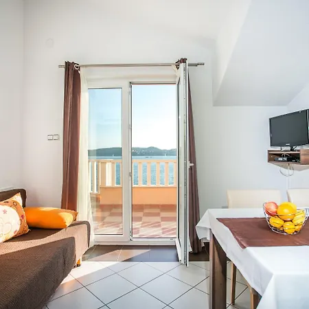 Kaja - Right Next To The * Trogir