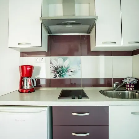 Apartment Kaja - Right Next To The *