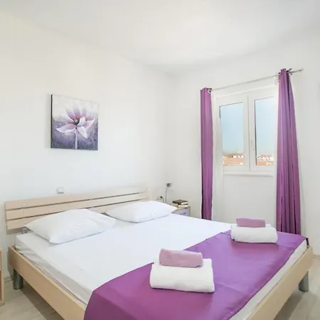 Kaja - Right Next To The * Trogir