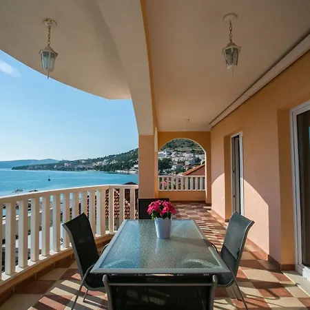 Apartament Kaja - Right Next To The *