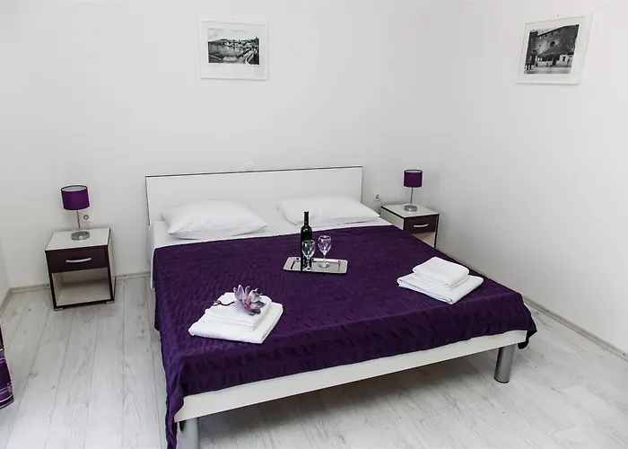 Kaja - Right Next To The Daire *