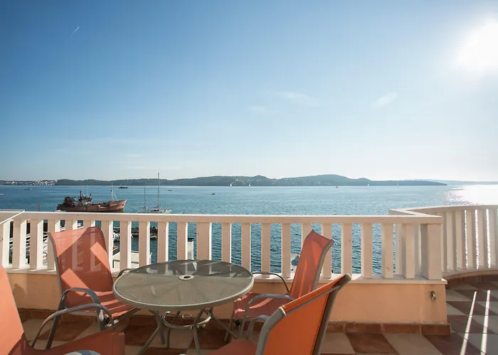 Kaja - Right Next To The *