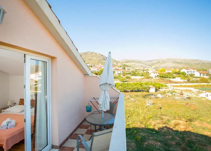 Kaja - Right Next To The * Trogir