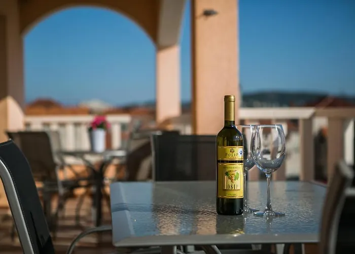 Kaja - Right Next To The