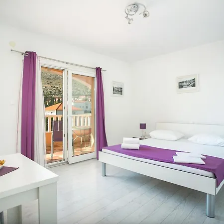 Appartement Kaja - Right Next To The Trogir
